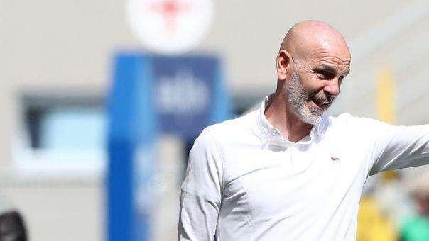 Milan, Pioli: "Napoli-Inter un'occasione? Penso alla nostra partita. Spero i tifosi tornino presto"