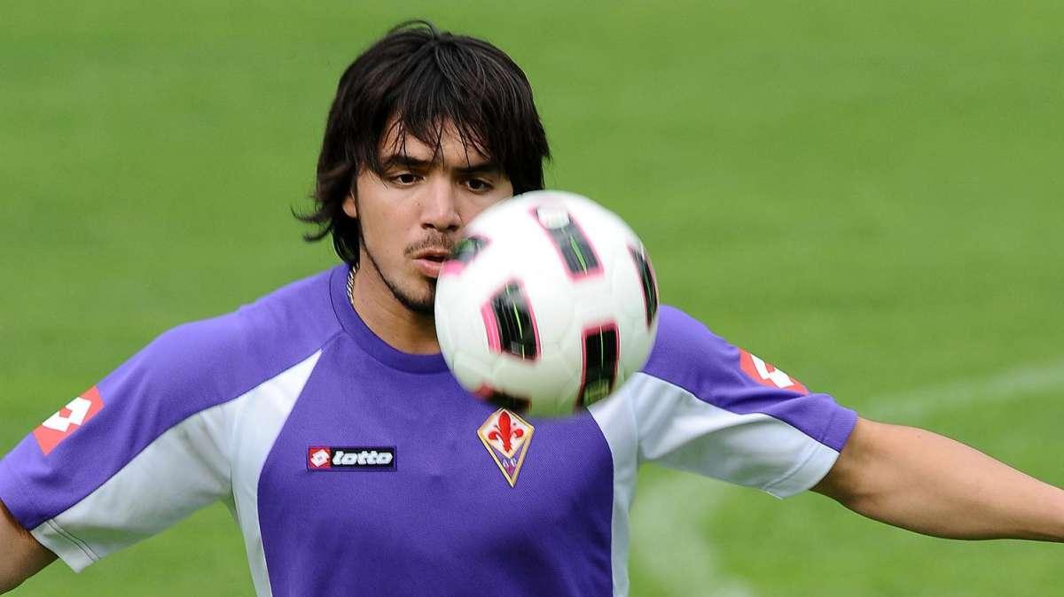 Bastos-Juve, Inter pista libera per Vargas