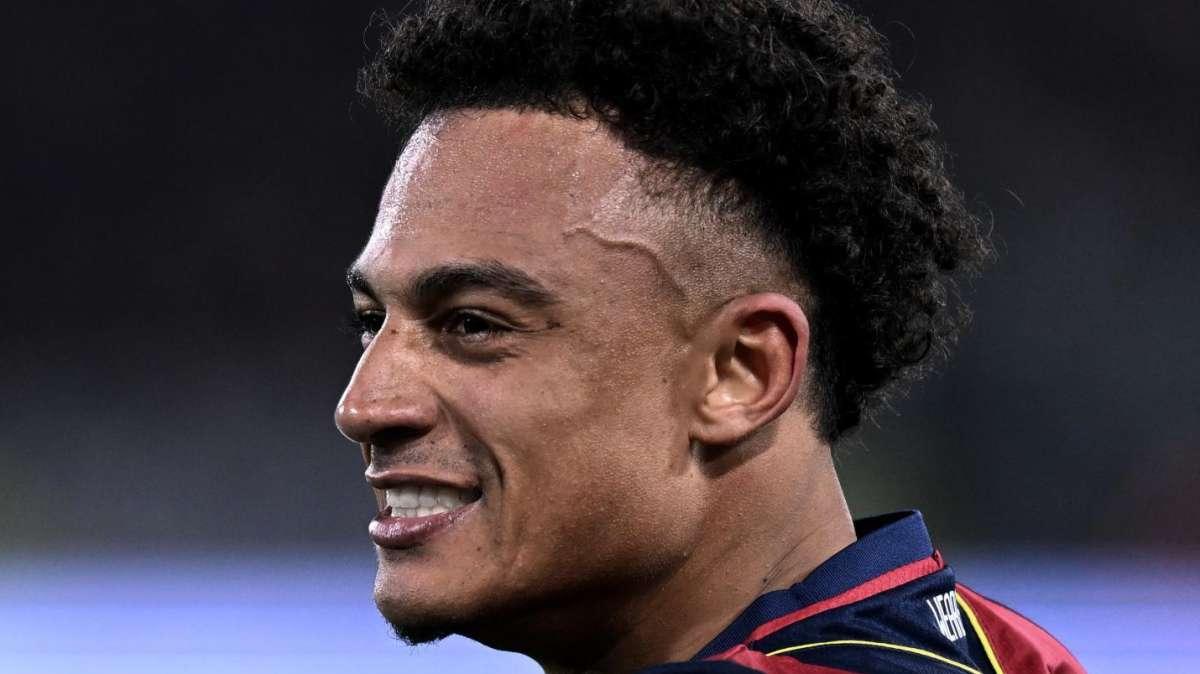 TS - Ndoye, il Bologna ha respinto Inter, Napoli e Man United. E il costo è quasi triplicato