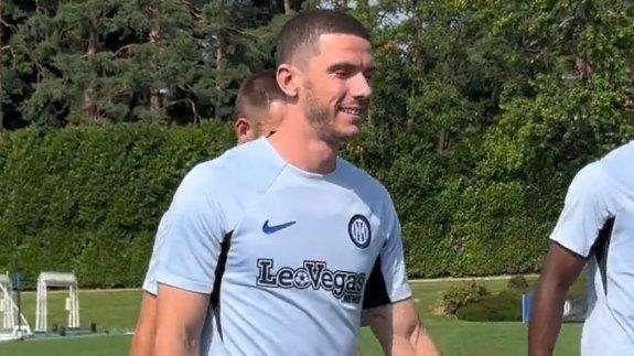 CdS - Contatti Inter-Wolfsburg per Gosens: la richiesta. Già scelto il sostituto del tedesco 