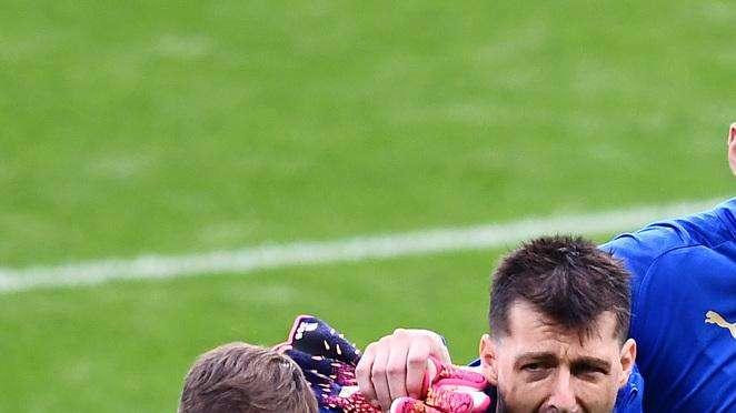 La carica di Donnarumma e Acerbi: "Il nostro messaggio era quello di divertirci e ritrovare spensieratezza" 