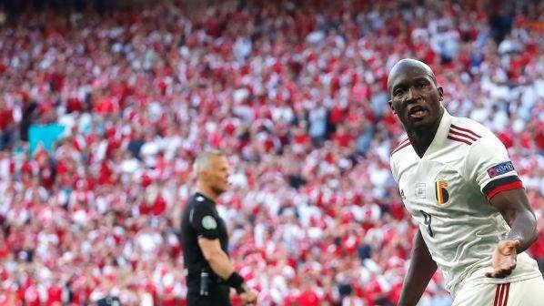 Il Belgio batte la Danimarca e Lukaku pensa ad Eriksen: "Litigheremo perché avresti provato a fermarmi"