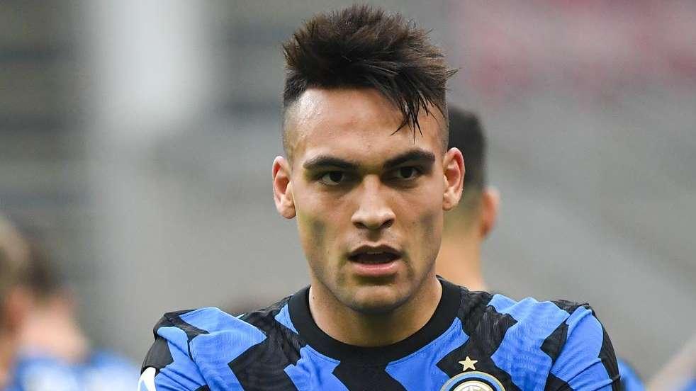 Milan-Inter - Lautaro il più votato, Handanovic al secondo posto