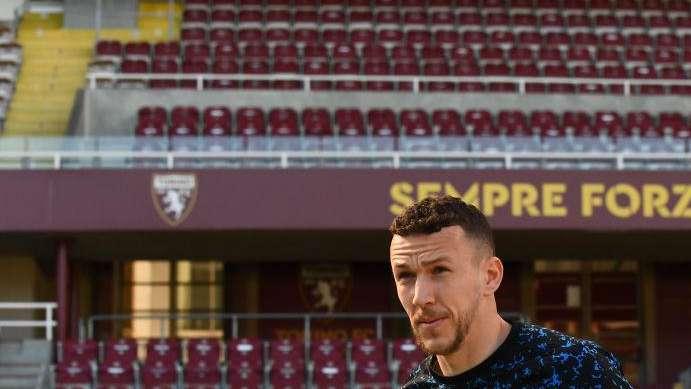 GdS - Napoli-Inter, buone notizie per Conte: Perisic in gruppo. Vidal e Kolarov ancora a parte
