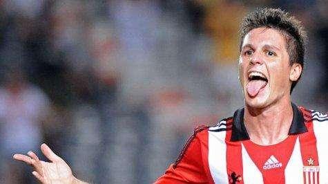 Veron conferma: Mancini vuole Carrillo all'Inter