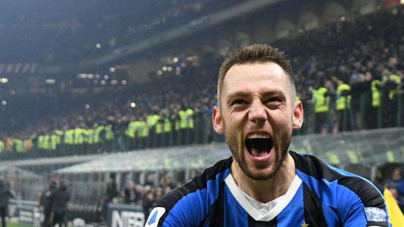 Inter-Parma, De Vrij esulta e guarda avanti: "Ora subito testa a mercoledì"