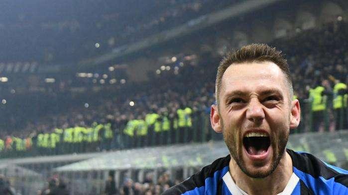 Inter-Milan - De Vrij domina la scena, Brozovic gliene ruba un po'