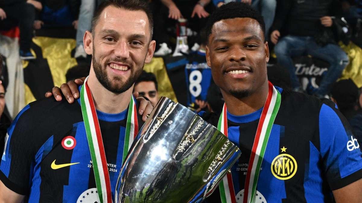GdS - Inter, adesso il gruppo è quasi al completo: Dumfries e De Vrij in giornata a Milano 