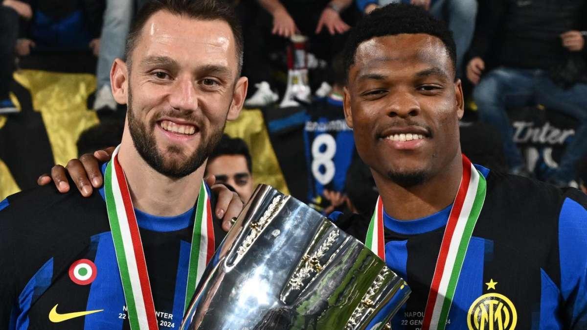CdS - Da Dumfries a De Vrij: sono sei i giocatori con il contratto in scadenza nel 2025. E c'è l'incognita Mondiale per Club