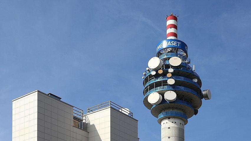 CdS - Diritti tv, a Sky il pacchetto 2? Ballano 60 mln, possono rientrare in gioco Amazon e Mediaset 