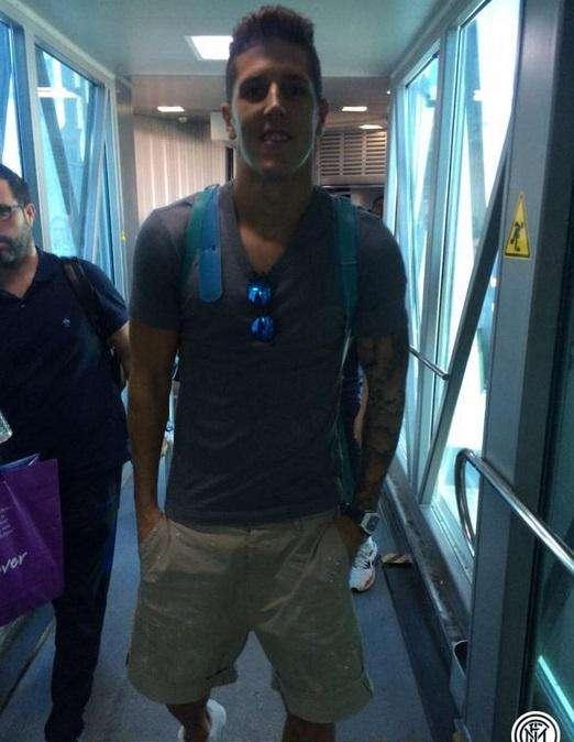 L'Inter annuncia su Twitter: "Jovetic è atterrato"
