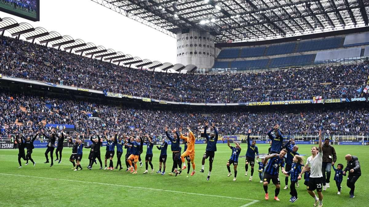GdS - Coppa, concerto e castello: è una festa continua per l'Inter tricolore
