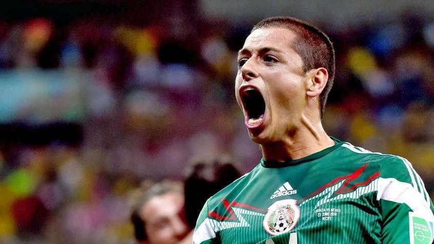 Milan, post Balo: derby per Chicharito? Su Cerci...