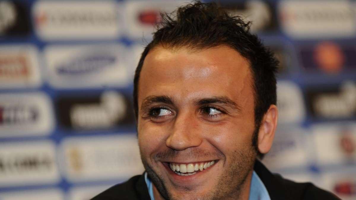 Pazzini all'Inter, i complimenti dei tifosi al club