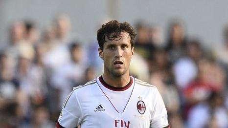 In Inghilterra: "Silvestre, ora si fa avanti il Liverpool"