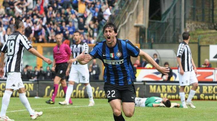 16 maggio 2010, Siena-Inter 0-1: Diego Milito insacca il gol che vale il 18&deg; Scudetto