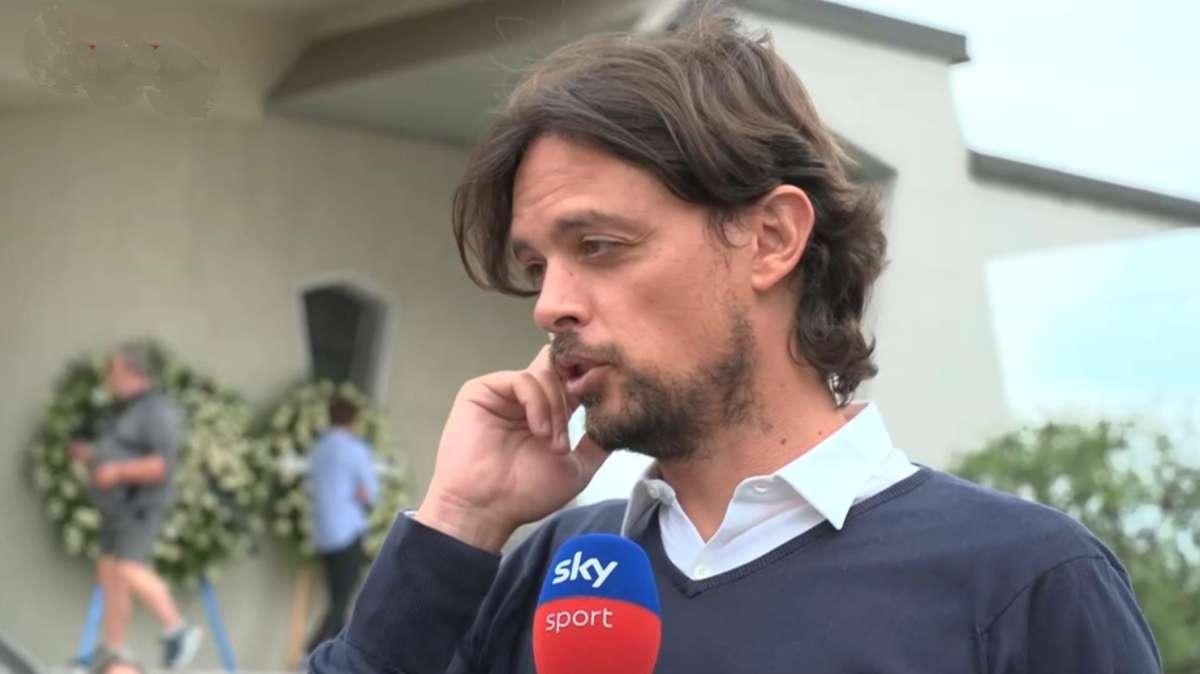 Addio a Beccalossi, Mattia Altobelli: "Una parte della nostra famiglia se n'è andata oggi"