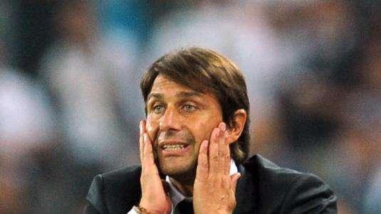 VIDEO - Conte come il Trap: ecco l'acqua santa!