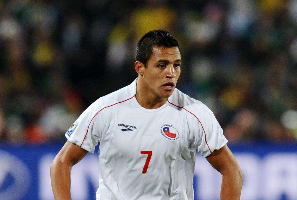 Manchester United is after Sanchez