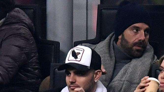 Wanda Nara: "Non è vero che non sono più la procuratrice di Mauro. Ho chiuso io il contratto con il Gala"