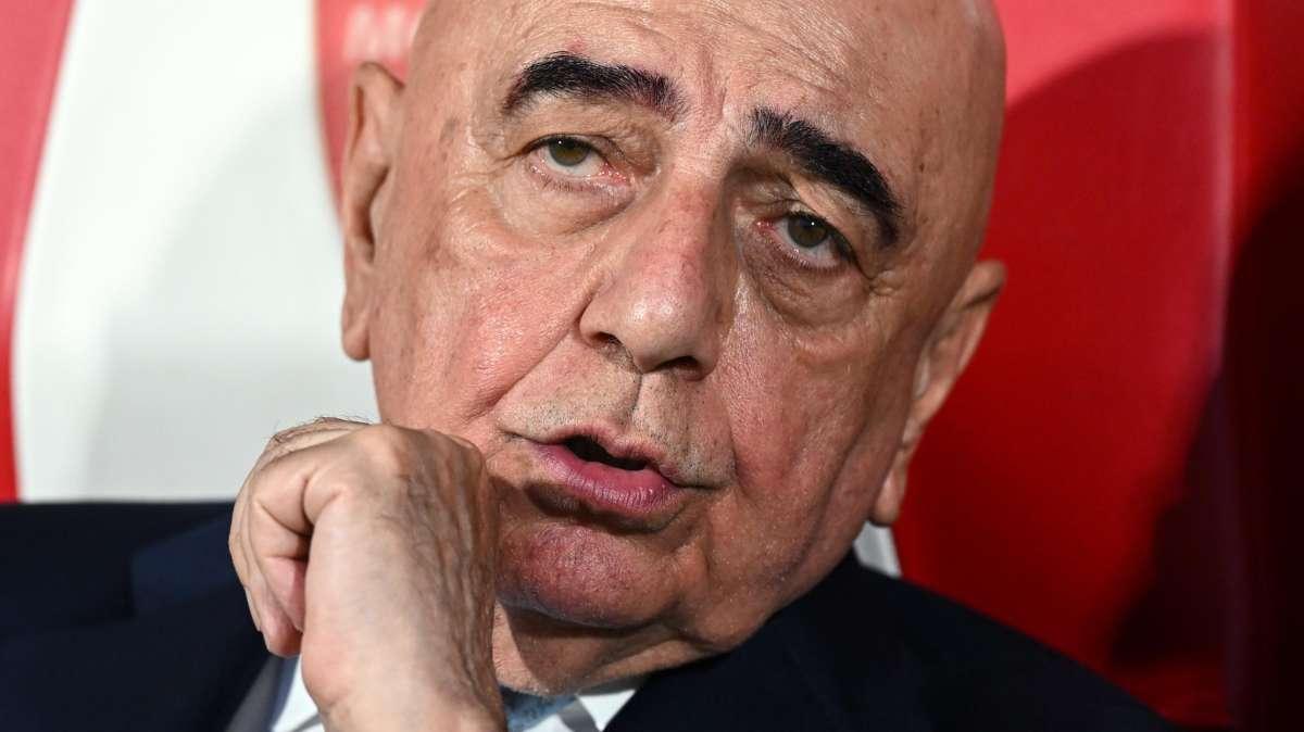 Carlos Augusto all'Inter, trattativa in dirittura d'arrivo: Adriano Galliani è arrivato nella sede nerazzurra