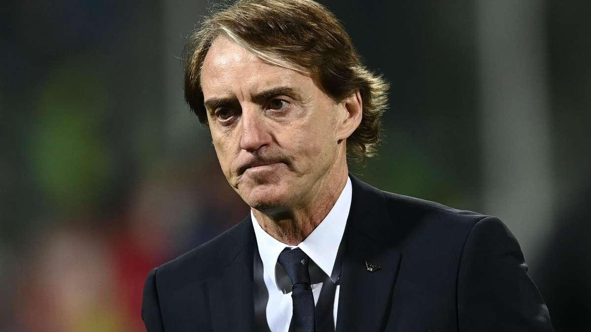 Mancini: "Lo Scudetto lo meriterebbero sia Inter che Milan. Chiellini e Insigne? Vi dico"