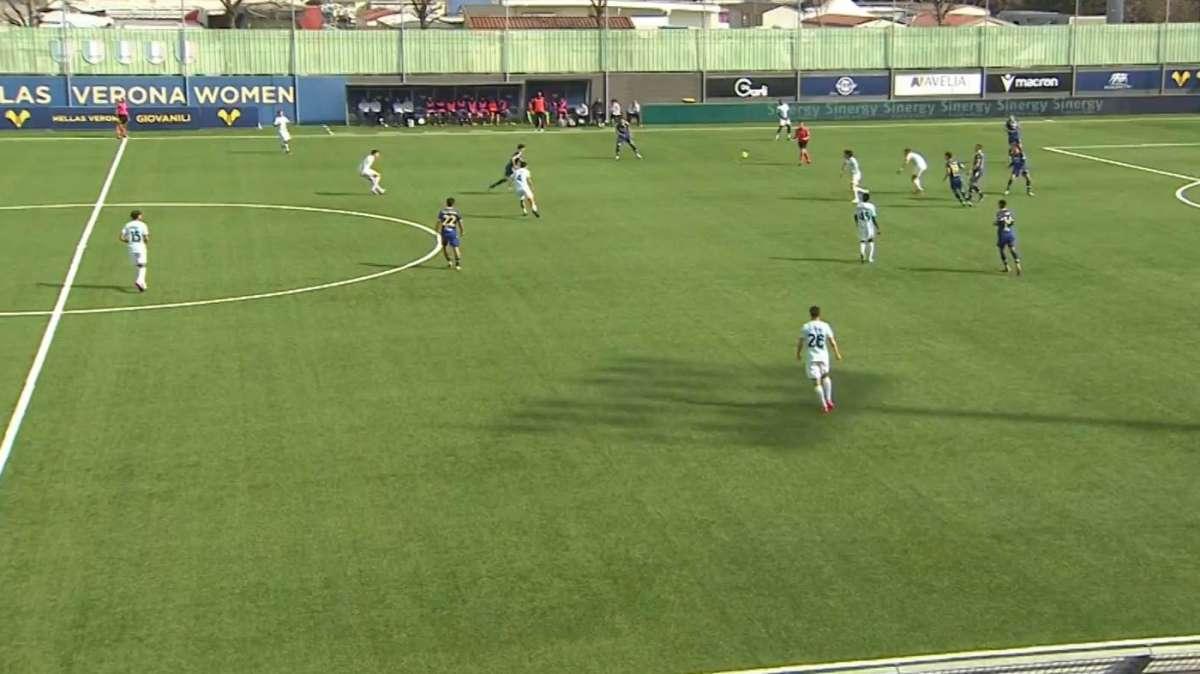 Primavera, l'Inter passa col rosso a Verona: Hellas battuto 1-0, decide un gol del solito Esposito in 11 vs 10 