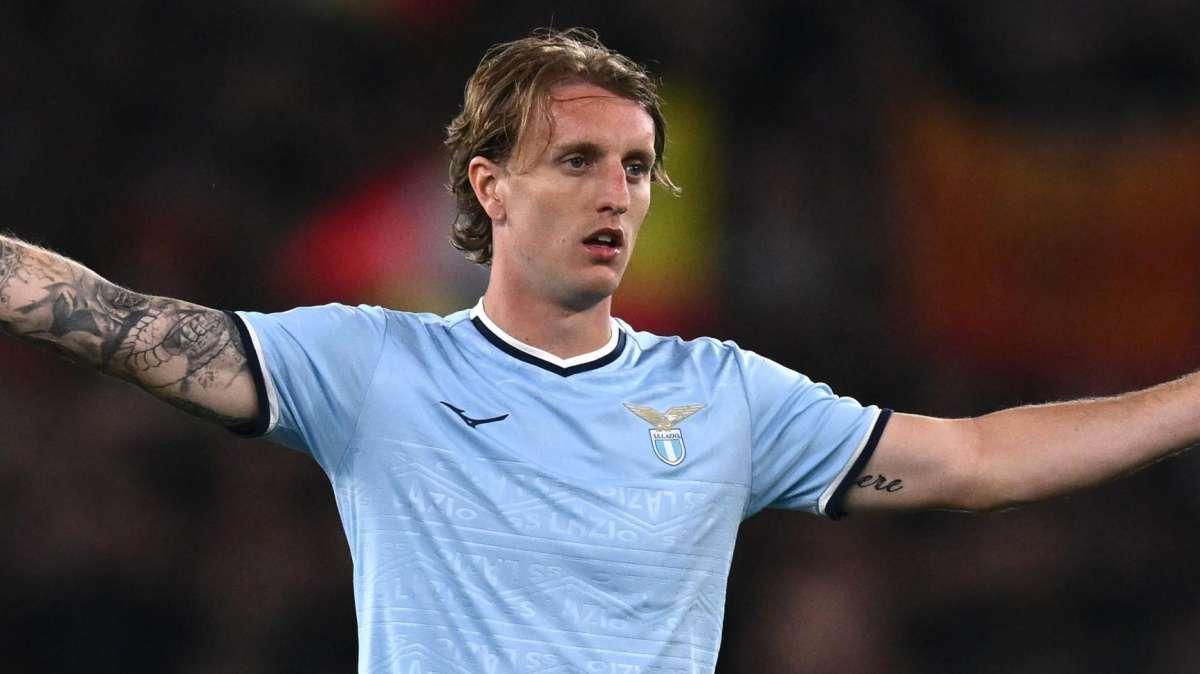 GdS - La Lazio rassicura Sarri: i titolari non partono. Rovella si allontana dall'Inter 