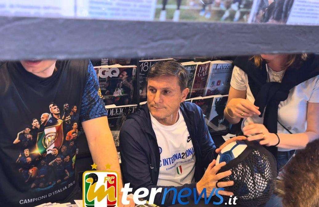 VIDEO - Zanetti ospite al meet & greet della nuova edicola 'Internazionale 21'