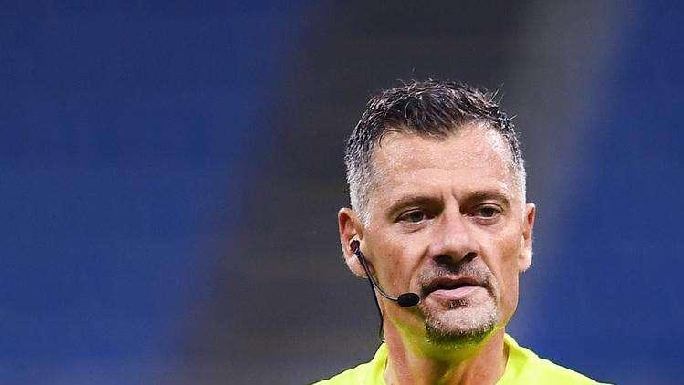 Hellas Verona-Inter - Giacomelli grazia Zaccagni dall'espulsione, il Var non lo richiama