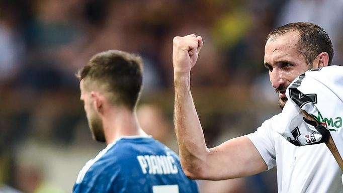 Inter, augurio a Chiellini: "Un grande in bocca al lupo, ci rivediamo presto in campo per altre grandi sfide!"