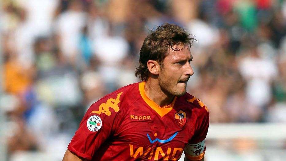 Totti assolve l'Inter: "I falli? Fan parte del gioco..."