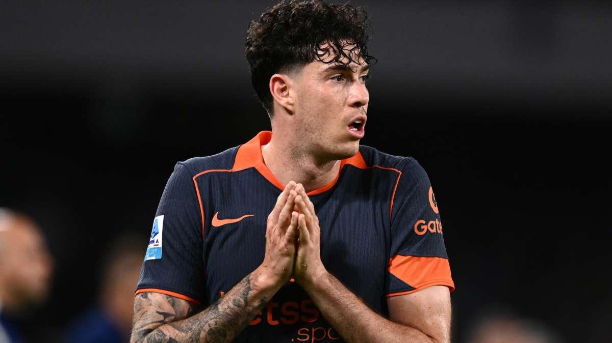 SM - Prima offerta del Barcellona per Bastoni: 45 milioni. No dell'Inter che ne vuole almeno 60. Per il giocatore...