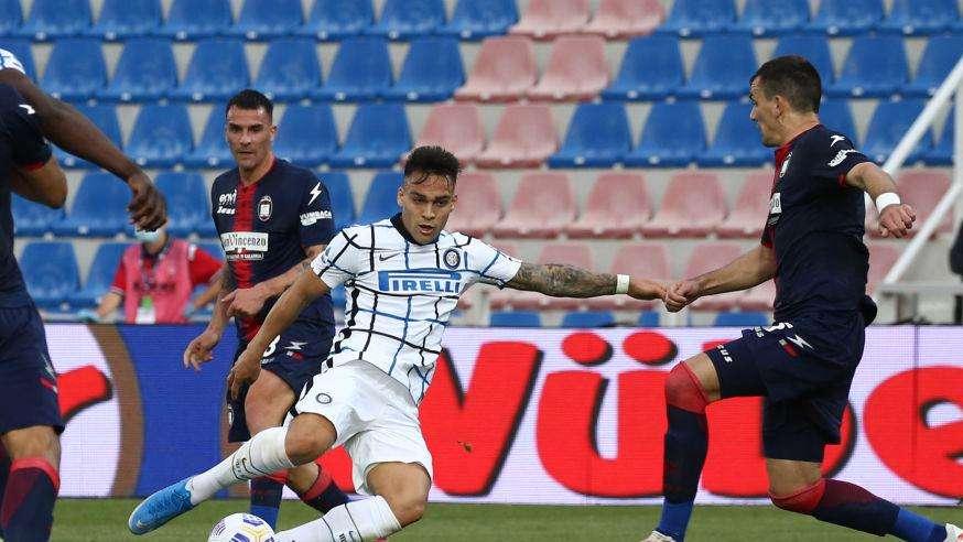 Lautaro esulta per la vittoria contro il Crotone: "Siempre Forza Inter!"