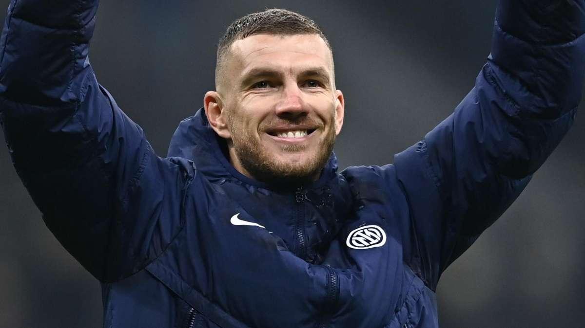 CdS - Dzeko mette il Milan nel mirino: il bosniaco è determinante anche senza gol