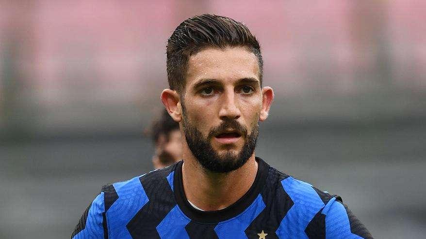 GdS - Inter, i casi di Covid-19 diminuiscono: per Gagliardini e Radu tampone negativo 