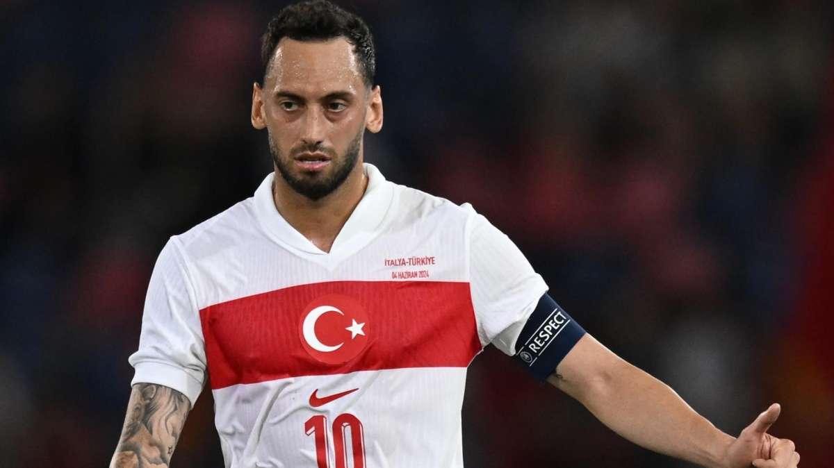 GdS - Inter in ansia per Calhanoglu: staff medico nerazzurro in contatto con la Turchia. C'è un timore 