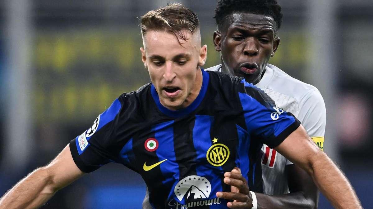 Sky - Genoa-Inter, Frattesi sfebbrato: sarà tra i convocati. De Vrij oggi in gruppo, ballottaggio Bisseck-Pavard 