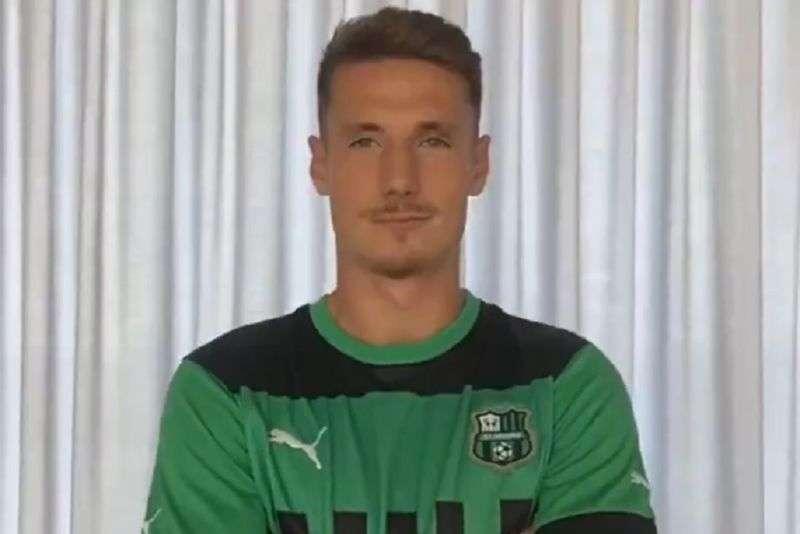 Sassuolo-Lecce, Dionisi lancia Pinamonti: prima da titolare per l'ex attaccante dell'Inter