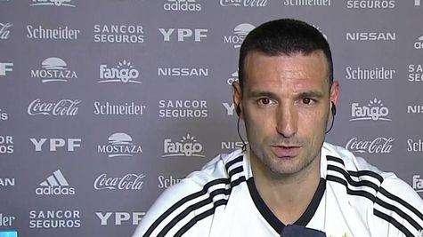 Scaloni: "Lautaro è il presente e il futuro. Lui con Agüero e Messi? Vorrei metterli sempre"