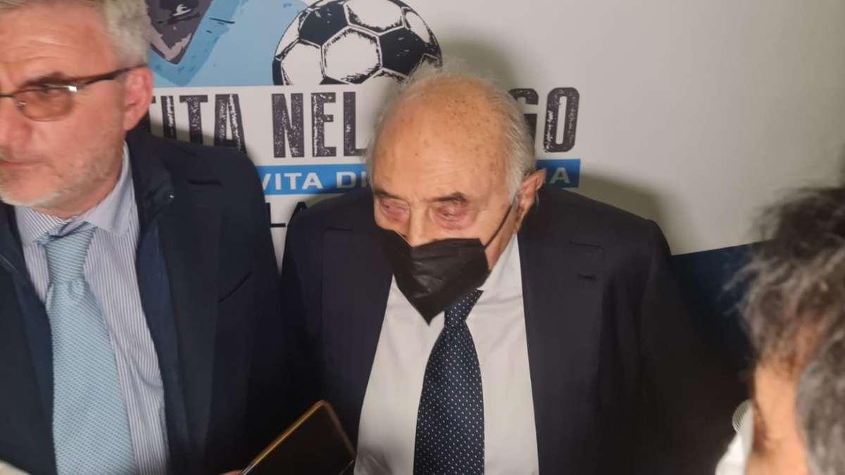 Ferlaino: "Scudetto Napoli? Ci spero. Non ci sono grandissime squadre, Inter, Milan e Juve hanno giocato male"