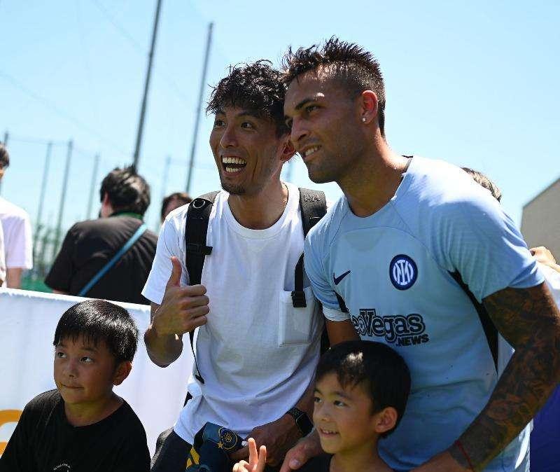 Meet&Greet nerazzurro: i soci dei club giapponesi incontrano i giocatori interisti a margine dell'allenamento