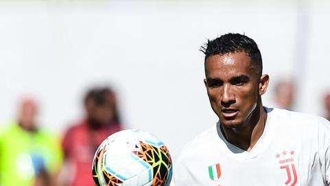 Juve, Danilo: "Per lo scudetto solo noi e l'Inter? Loro stanno facendo bene, ma la stagione è lunga"