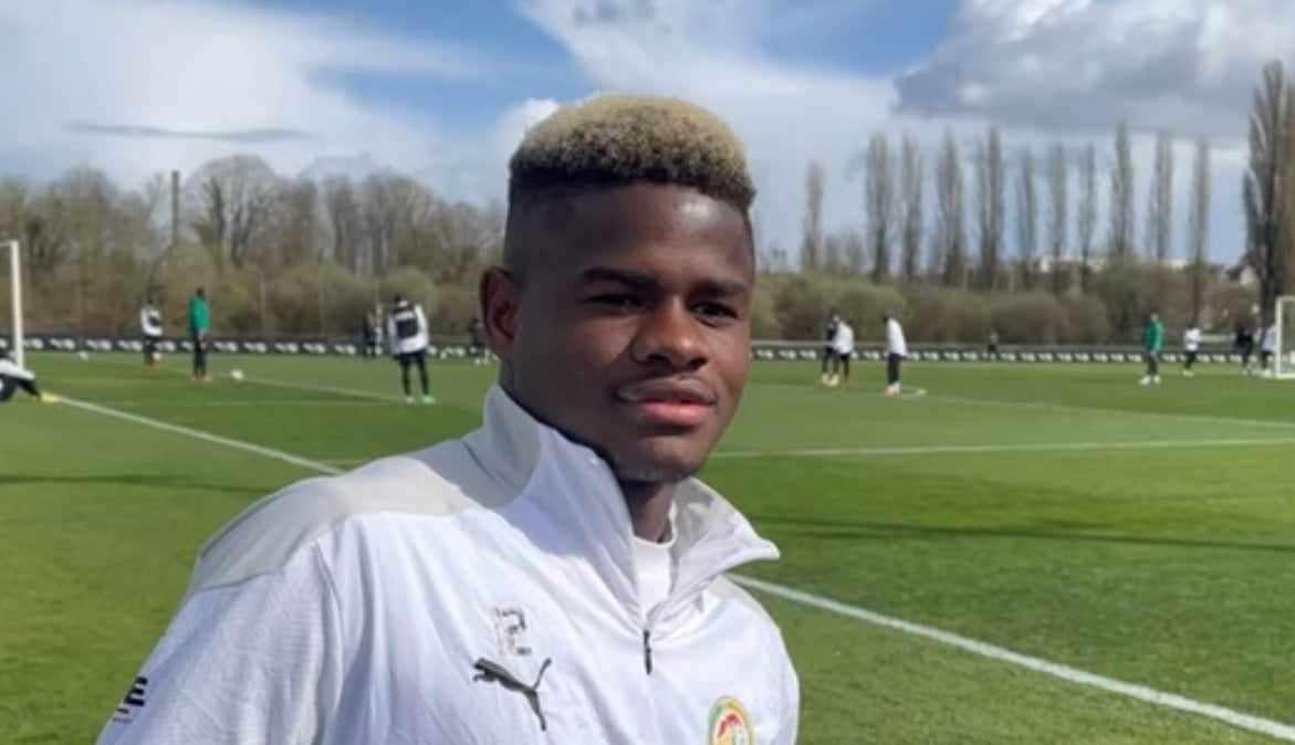 Sport - Faye, non c'è solo l'Inter. Tante offerte che però non soddisfano il Barça, i nerazzurri... 