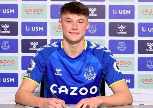 Inter, via libera per Digne? L'Everton ufficializza l'arrivo di Patterson