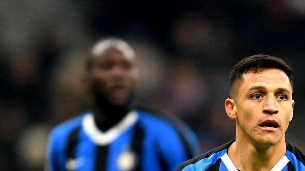 Sun - Sanchez via dall'Inter a fine stagione. E lo United torna a pagare la 'tassa' da 1,1 mln di sterline