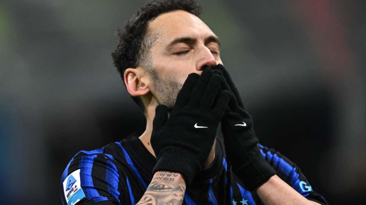 CdS - Calhanoglu mette nel mirino la Juve. Conseguenze anche per Frattesi?