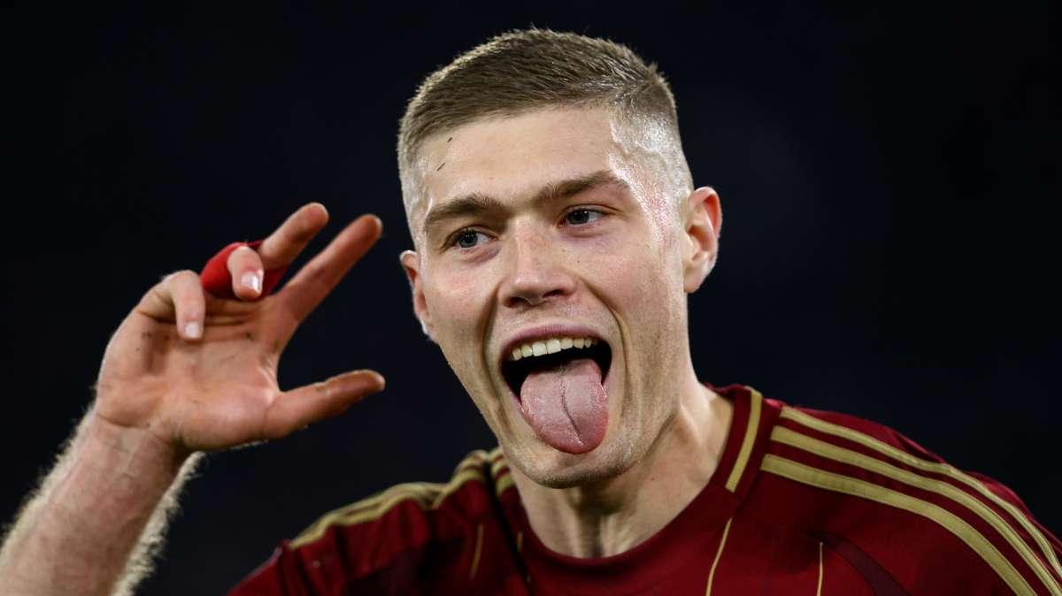La Roma dimentica Bilbao, Dovbyk stende il Cagliari. Ma Dybala si fa male un'altra volta...