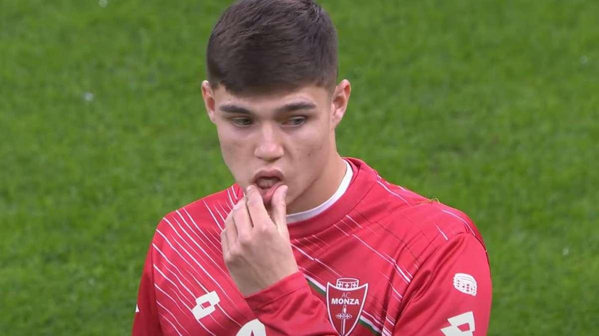 Palacios a disposizione di Chivu: l'argentino farà parte della spedizione per il Mondiale per Club