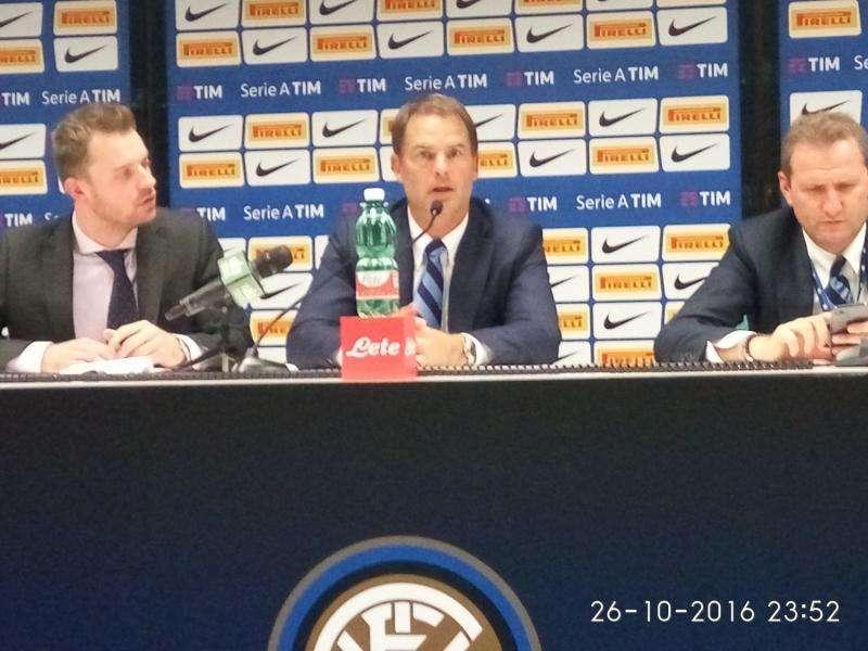 De Boer in conferenza: "Finalmente siamo stati noi a fare gol per ultimi"
